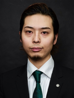 上 田 遼 平